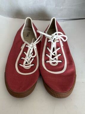 Toms Coral Canvas Lace-Up Sneakers with White Trim 8.5